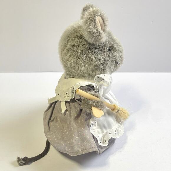 Eden Beatrix Potter Hunca Munca Plush Mouse with Broom 8" Stuffed Toy Vintage - Picture 4 of 9